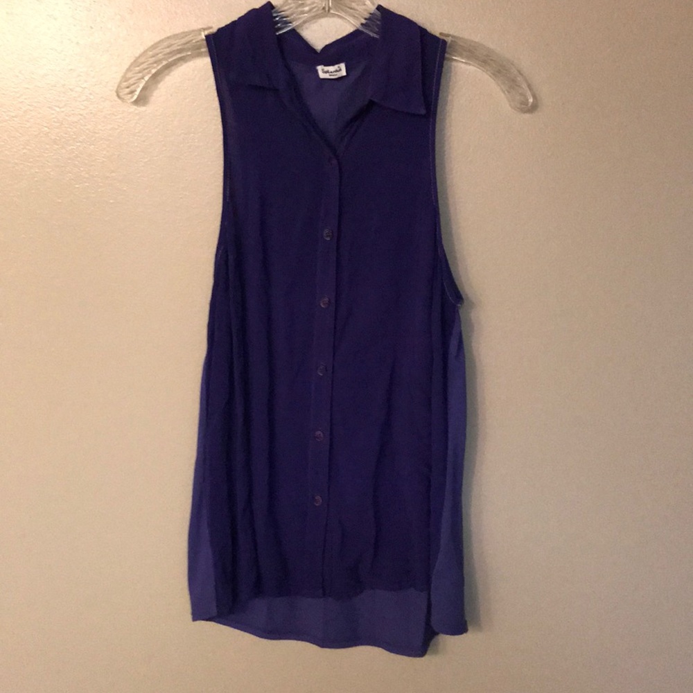 Splendid sleeveless blouse